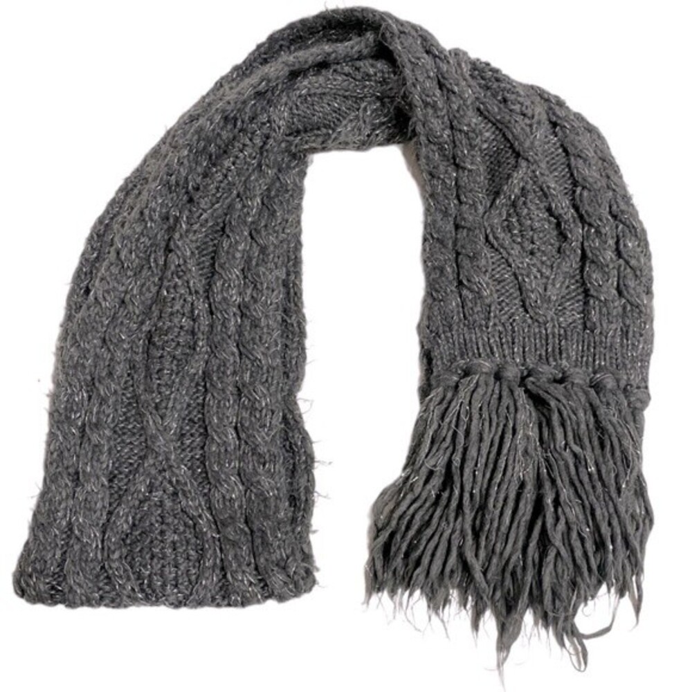Knitted Gray Shimmer Scarf